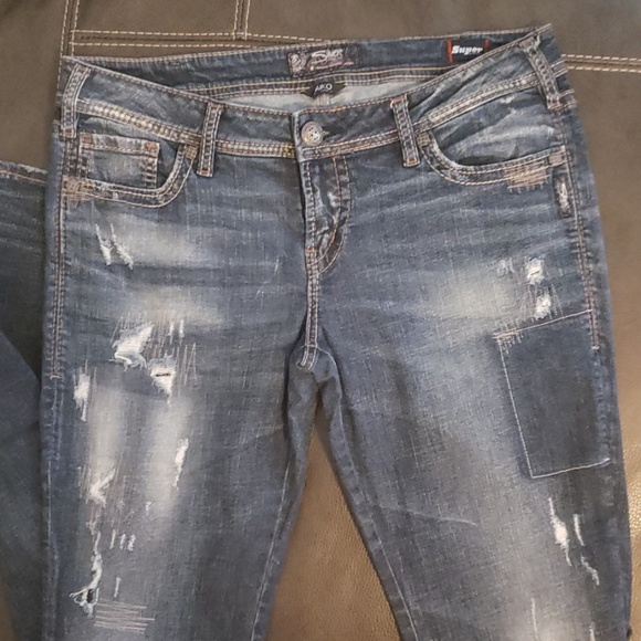 Silver Jeans - Picture 3 of 8